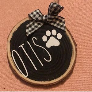 Customized Ornaments